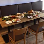 Sunnseitn - - Cafe - Weinkeller Pensionat