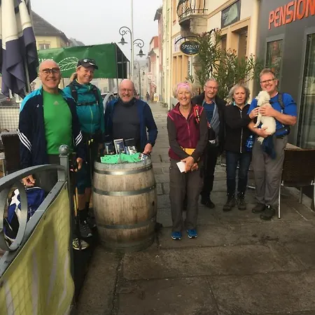 Gasthuis Sunnseitn - - Cafe - Weinkeller 3*