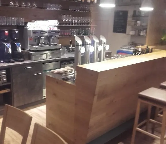 Sunnseitn - - Cafe - Weinkeller Guest house 3*