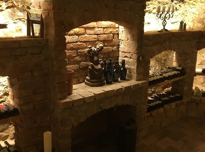 Sunnseitn - - Cafe - Weinkeller Guest house