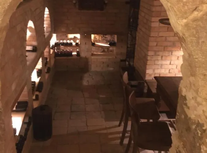 Sunnseitn - - Cafe - Weinkeller 3*