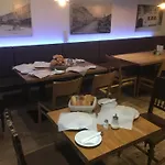 Sunnseitn - - Cafe - Weinkeller