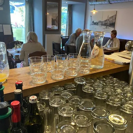 Pensjonat Sunnseitn - - Cafe - Weinkeller