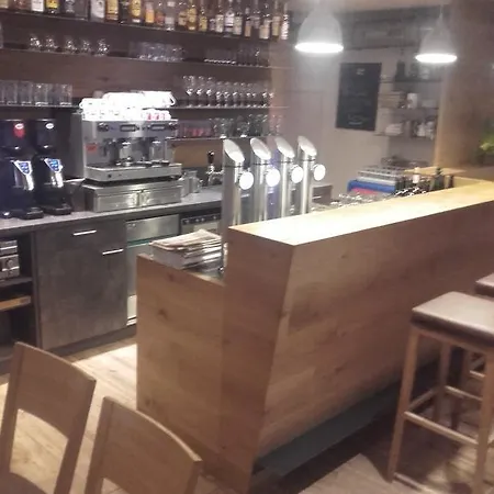 Sunnseitn - - Cafe - Weinkeller Гостевой дом *