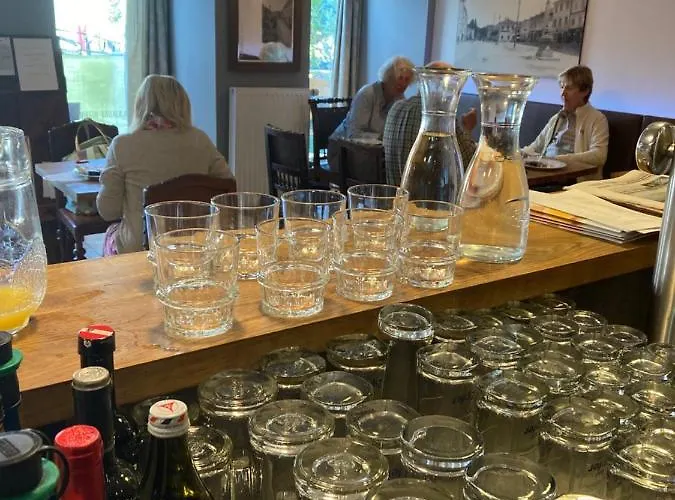 ゲストハウス Sunnseitn - - Cafe - Weinkeller