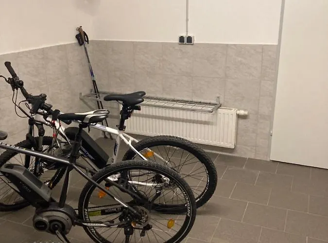 Sunnseitn - - Cafe - Weinkeller ゲストハウス 3*